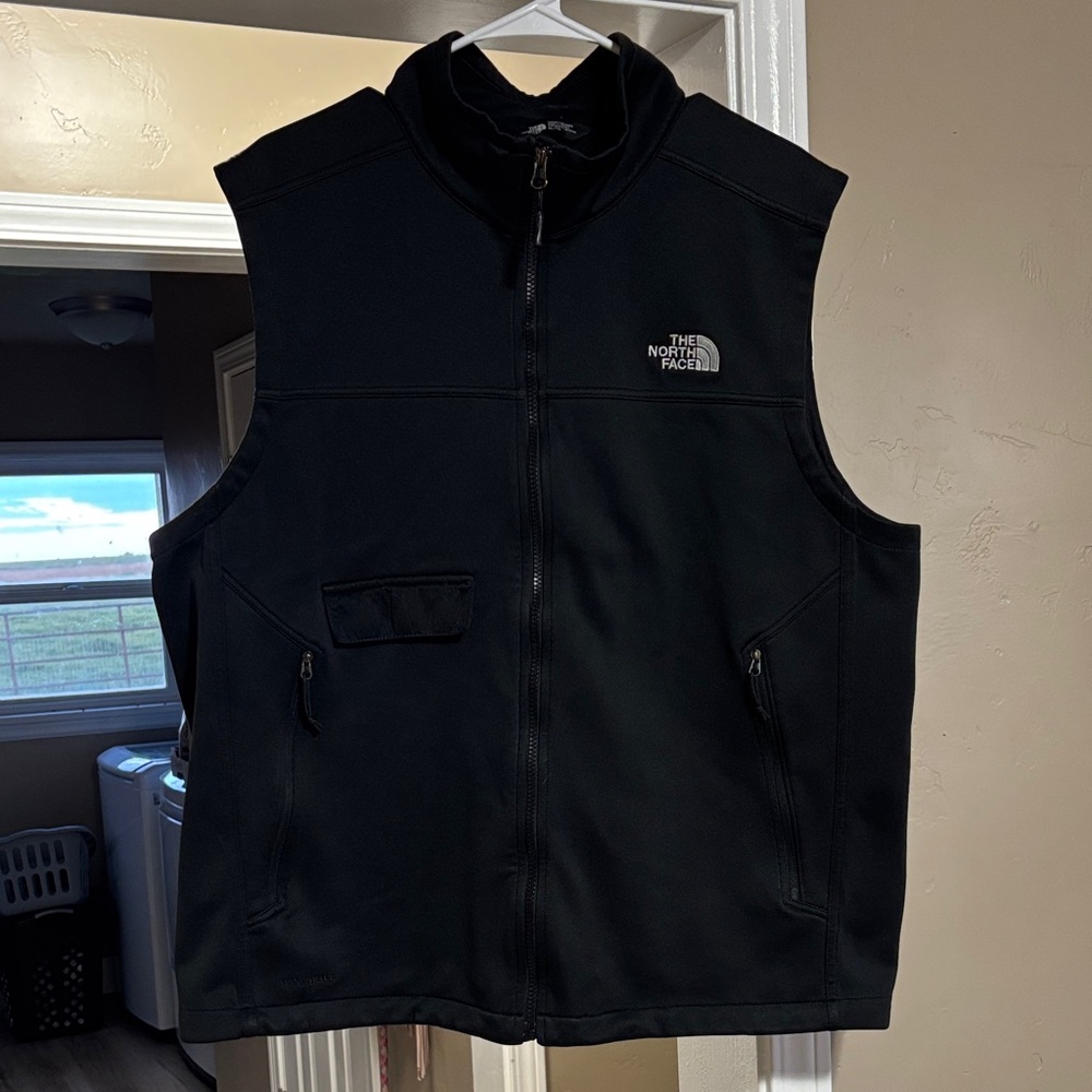 The North Face Men's Dark Vest